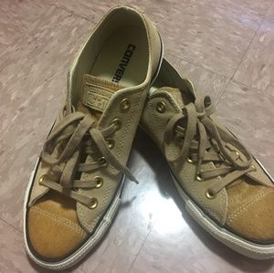 Brand new Women Converse Size US 8